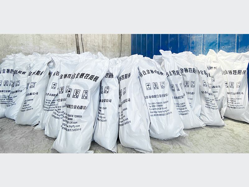 埋地管線，儲罐外壁及其它地下金屬結(jié)構(gòu)常用犧牲陽極